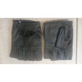 AKITO KESZTYŰ UJJATLAN FEKETE S