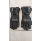 HELD AKITO KESZTYŰ TÉLI FEKETE S