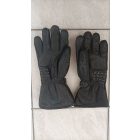 HELD AKITO KESZTYŰ TÉLI FEKETE S